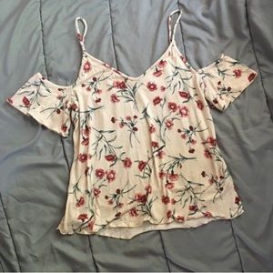 Shoulderless floral t-shirt